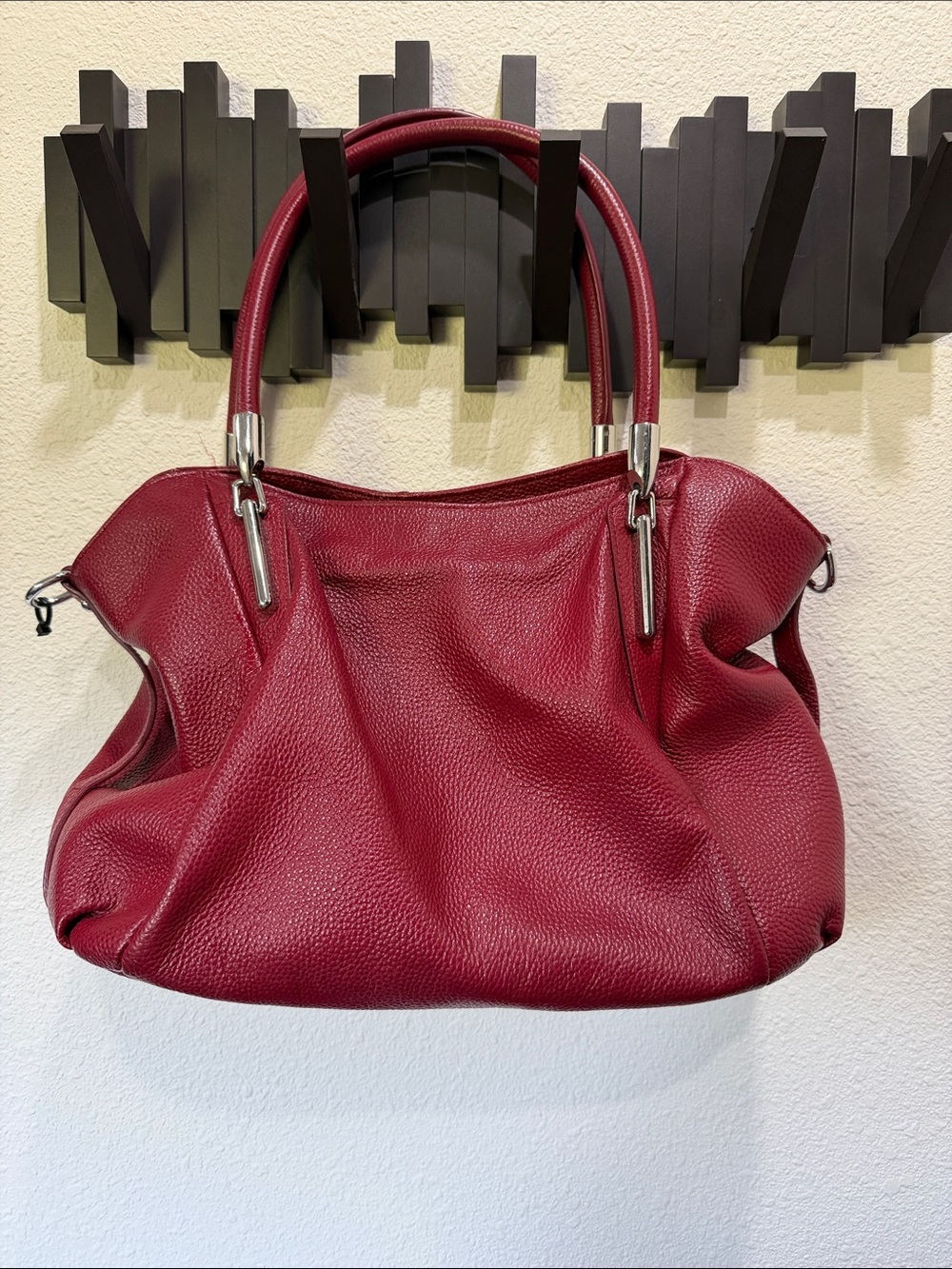Heshe Women's red Pebbled Leather Tote Bag